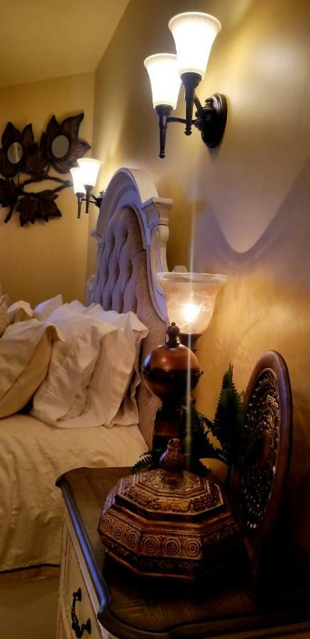 Chateau Du Pikes Peak, A Tuscany Retreat 콜로라도스프링스 외부 사진